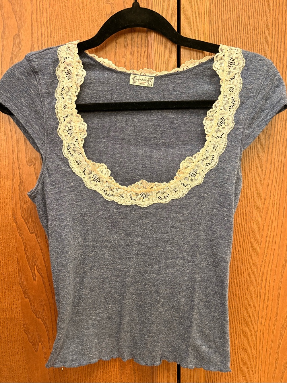 Free People Lace-Trim Scoop Neck Women's Tee in Heather Blue